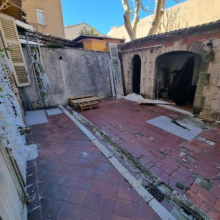 L'Antre Du Dragon Marselha Exterior foto